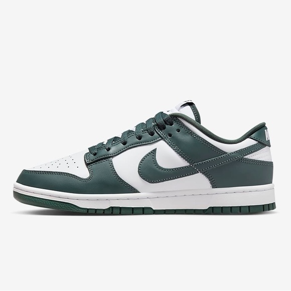 Nike Dunk Low Retro - White/Vintage Green